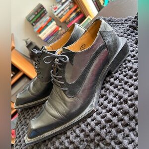 John Fluevog Swordfish Dio W8